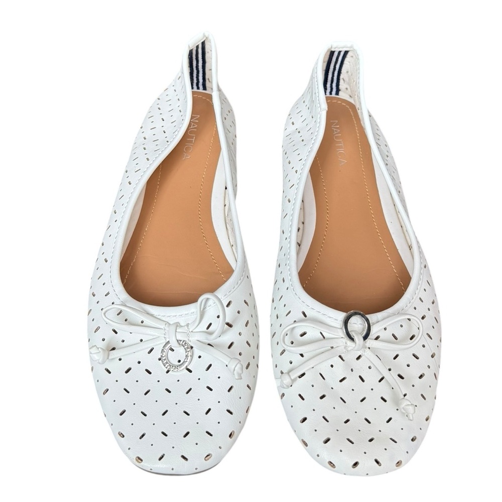 Nautica Women's White Perforated Flats with Bow Size 9